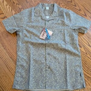 NEW! Men's Helly Hansen Fjord Button Up Shirt Size Small